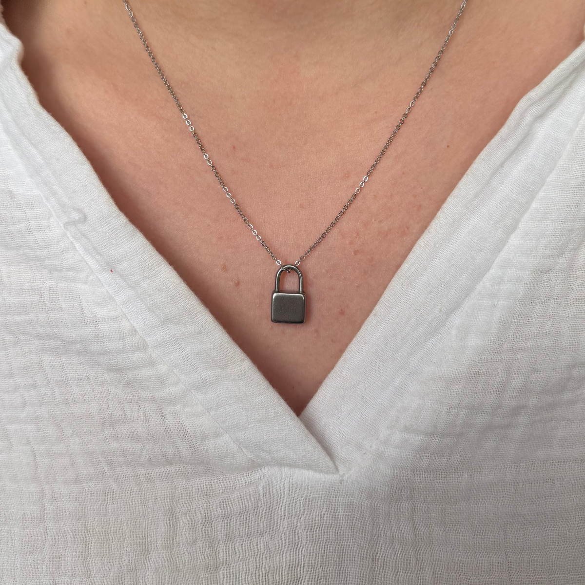 THE PALACE KEY - Necklace