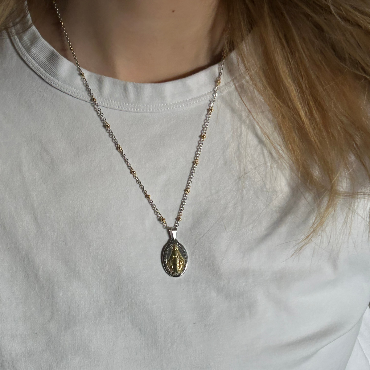 AVE - Necklace